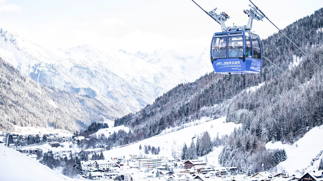 De Betovering van St. Anton, Oostenrijk: Waarom Dit De Ultieme Bestemming is voor Wintersportliefhebbers